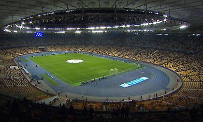 Το μισογεμάτο Ολυμπιακό Στάδιο του Κιέβου στο ματς με τη Γιουβέντους! (vid)