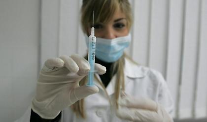Κορωνοϊός: Η δοκιμή του εμβολίου της AstraZeneca ενδέχεται να ξαναρχίσει αυτήν την εβδομάδα