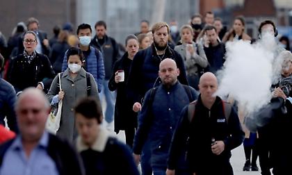 Αλματώδης αύξηση νέων κρουσμάτων κορωνοϊού στο Ηνωμένο Βασίλειο