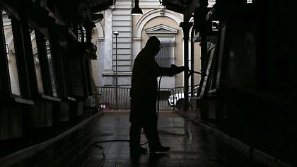 Έκτακτη σύσκεψη υπό Μητσοτάκη: Προς νυχτερινό lockdown μετά το σοκ των 865 κρουσμάτων