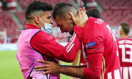 Νικολακόπουλος: «Όταν κοντράρεις την Μπάγερν μπορείς να κάνεις τα πάντα»