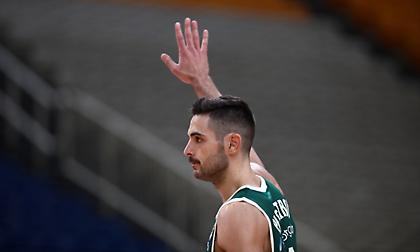 Εκτός δωδεκάδας του Παναθηναϊκού ο Παπαπέτρου - Μέσα ο Σάικς