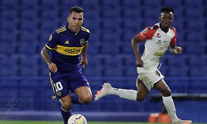 Γιόρτασε τα 250 ματς με την Μπόκα με δύο γκολ ο Τέβες (video)