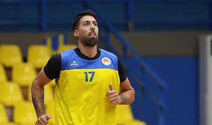 Αθηναίου: «Να παίξουμε άμυνα και στον κορωνοϊό»