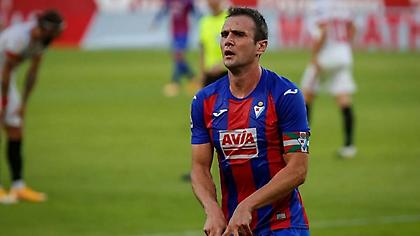 Σόκαρε τη Σεβίλλη η Εϊμπάρ