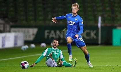 «Όρθια» στη Βρέμη η Χόφενχαϊμ