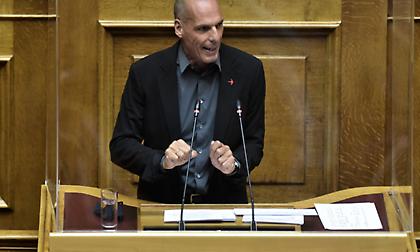 Πρόταση δυσπιστίας - Βαρουφάκης: Συνέργεια ΝΔ και ΣΥΡΙΖΑ, το ΜέΡΑ 25 αποχωρεί από τη διαδικασία