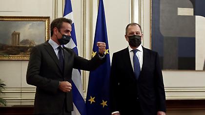 Μητσοτάκης σε Λαβρόφ: Ταραξίας με θρησκευτικό μανδύα η Τουρκία - Η πρόσκληση σε Πούτιν
