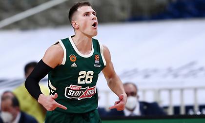 Νέντοβιτς: «Η φανέλα του Παναθηναϊκού φέρνει πίεση - Απολαμβάνω τη συνεργασία με τον Βόβορα»