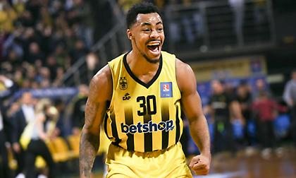 Από τον Άρη στην Μπνέι Χερζλίγια ο Μόρις