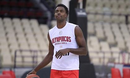 Ζαν-Σαρλ: Το Vlog του στην Ευρωλίγκα με την συμμετοχή των Παπανικολάου, Μάρτιν & ΜακΚίσικ!