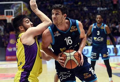 Απέκτησε Μπουρντιγιόν η Χολόν