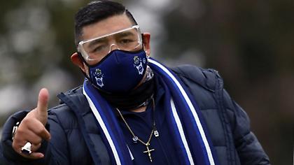 Γενέθλια σε καραντίνα για τον Μαραντόνα