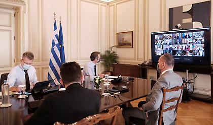 Νομοσχέδιο-Εργασιακά: Αλλάζουν όλα σε υπερωρίες, άδειες πατρότητας, συνδικαλιστικά