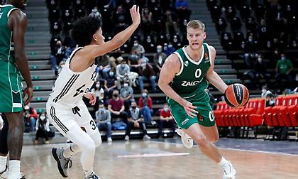 Νίκησε Βιλερμπάν και παραμένει πρώτη η Ζαλγκίρις