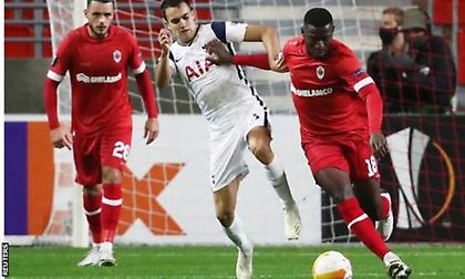 «Σόκαρε» την Τότεναμ η Αντβέρπ, ματσάρα στην Αυστρία