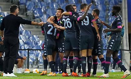 Ασταμάτητη η Άλκμααρ, «διπλό» για τη Νάπολι