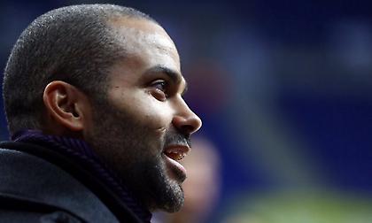 Τόνι Πάρκερ: «Μπορούμε να παίξουμε χωρίς θεατές για ένα μήνα, όχι παραπάνω»