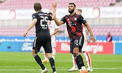 Συνεχίζουν αγκαζέ Μπάγερν και Ντόρτμουντ