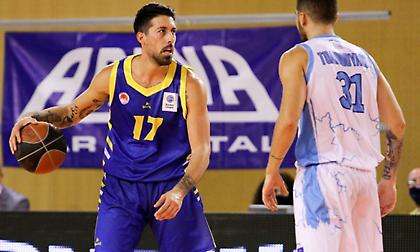 «Άλωσε» το Π. Φάληρο και έμεινε αήττητο το Περιστέρι