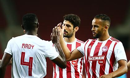 Επιστρέφει στη συνταγή του 4-3-3 ο Ολυμπιακός