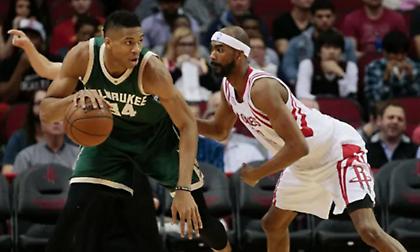 Μπρούερ: «Χαίρομαι που δεν μπορεί να σουτάρει ο Γιάννης»