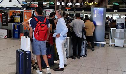 Κορωνοϊός - Γαλλία: Υποχρεωτικά Rapid Tests στα αεροδρόμια από 7/11