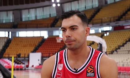 Ολυμπιακός: Ο… καλύτερος φίλος των «ερυθρολεύκων» (video)