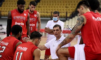 Πλήρης ο Ολυμπιακός στην Ρωσία