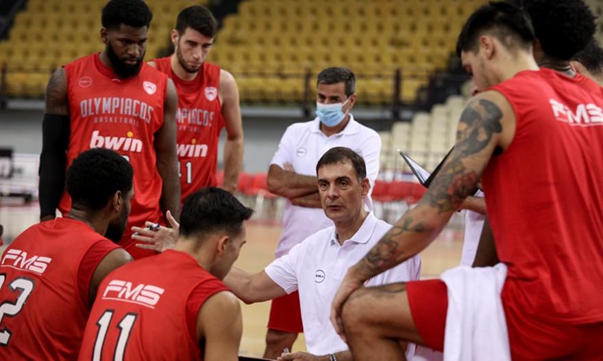 Πλήρης ο Ολυμπιακός στην Ρωσία