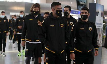 Πέταξε για Ουκρανία η ΑΕΚ (pics)