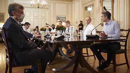 Κορωνοϊός: Ανακοινώσεις Μητσοτάκη, παρουσία Τσιόδρα την Πέμπτη στις 12:00