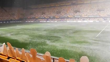 Έγινε... πισίνα το γήπεδο της Βιγιαρεάλ (video)