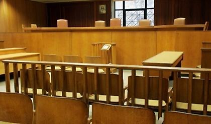 Αναβλήθηκε επ' αόριστον η δίκη για τη δολοφονία του Ζακ Κωστόπουλου λόγω των μέτρων