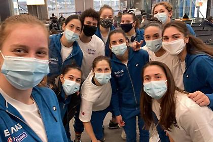 Οι... μασκοφόρες της Εθνικής Γυναικών έφυγαν για Κρήτη (pic)