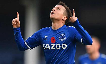 Το κατάφερε κι αυτό η Γιουνάιτεντ: Δέχθηκε γκολ από βολέ τερματοφύλακα!