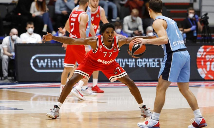 Στην κορυφή του Top10 το κάρφωμα του ΜακΚίσικ! (video)