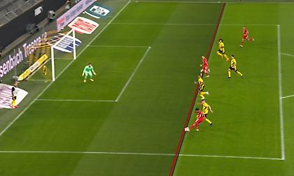 Ακυρώθηκε γκολ για… χιλιοστά στο Ντόρτμουντ-Μπάγερν (video)