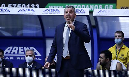 Παπαθεοδώρου: «Να μάθουμε να ζούμε και με τους 10 πόντους του Λάνγκφορντ»