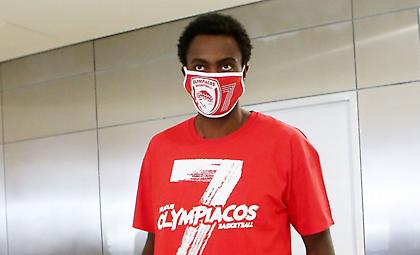 Ευχές Ολυμπιακού σε Ζαν-Σαρλ