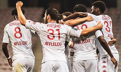 Όλο κι ανεβαίνει η Μονακό