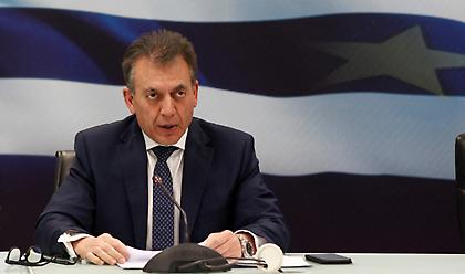 Βρούτσης: Ισχύουν και τα 2 έγγραφα για μετακίνηση εργαζομένων