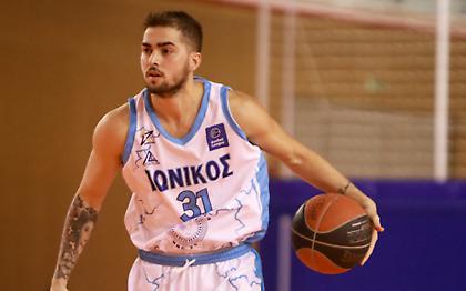 Τραυματίστηκε ο Τολιόπουλος, χάνει και την Εθνική