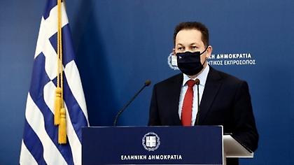 Πέτσας: Στο τραπέζι η απαγόρευση κυκλοφορίας από τις 21:00