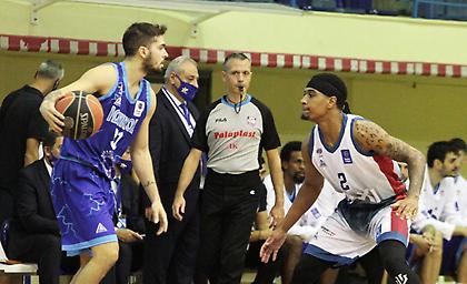 Νοκ άουτ για ενάμιση μήνα ο Τολιόπουλος