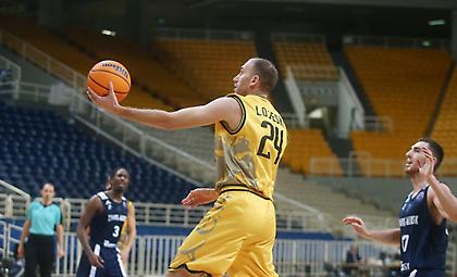 Αφύπνισαν την ΑΕΚ τα τρίποντα του Λοτζέσκι