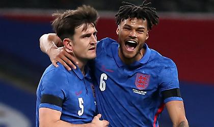 Ιστορικό γκολ από τον Μαγκουάιρ (video)