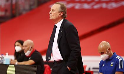 Ρενέσες: «Ανώτερος στο τρίτο δεκάλεπτο ο Ολυμπιακός»