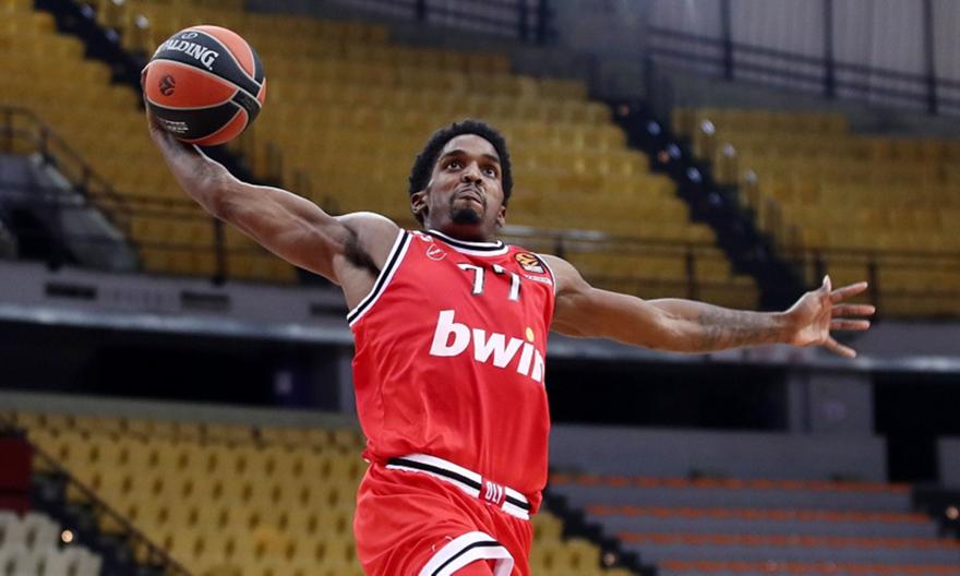 ΜακΚίσικ: «Προσπαθώ να παίρνω πράγματα από Σπανούλη-Σλούκα»