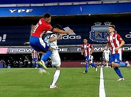 Κάταγμα σε οστό τα σπονδυλικής στήλης από άτσαλο μαρκάρισμα ο Παλάσιος (video)